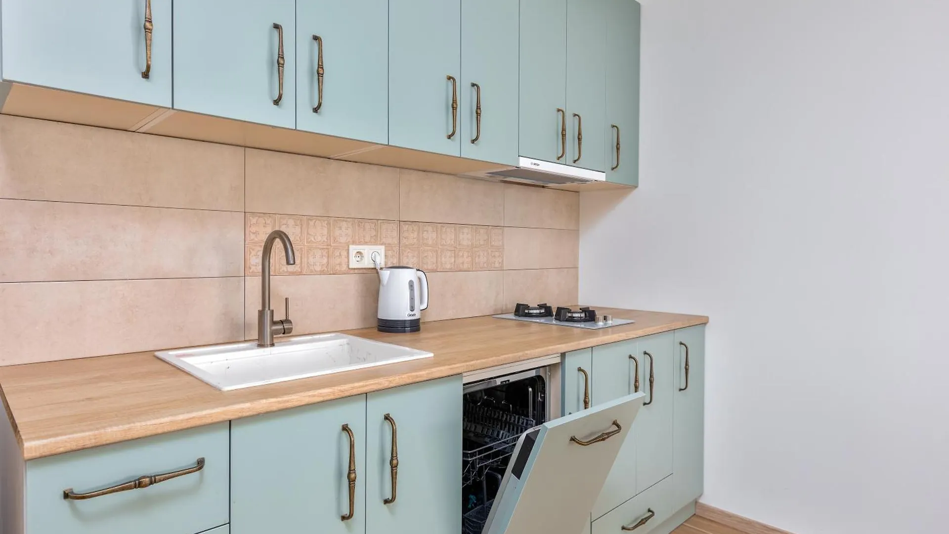 Fresh Air & Panoramic View Apartment Tbilisi