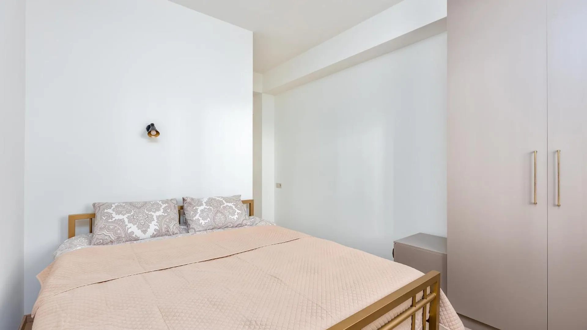 Fresh Air & Panoramic View Apartment Tbilisi 0*,