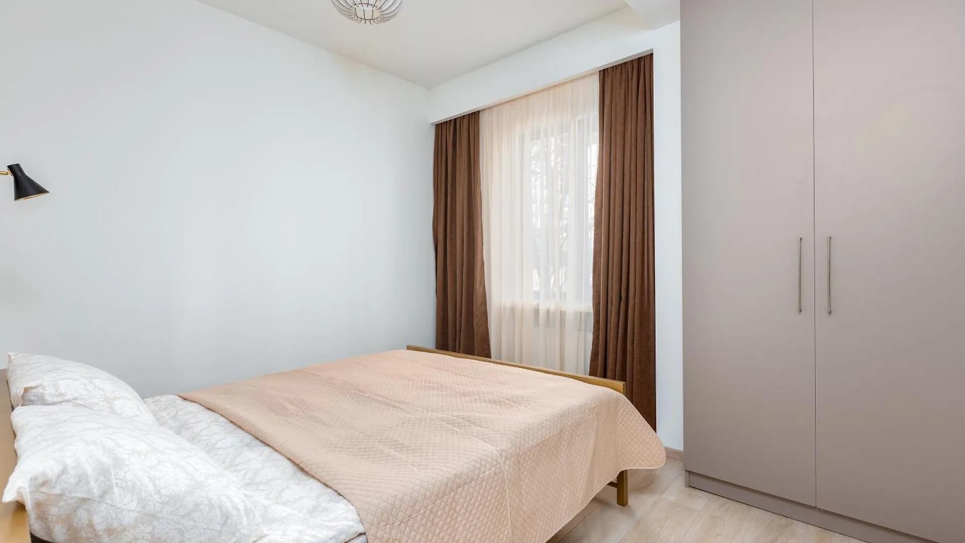 Fresh Air & Panoramic View Apartment Tbilisi