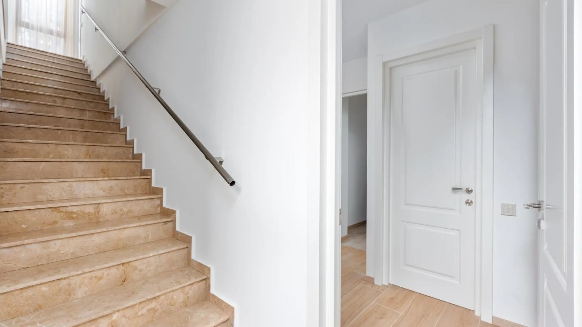 Fresh Air & Panoramic View Apartment Tbilisi
