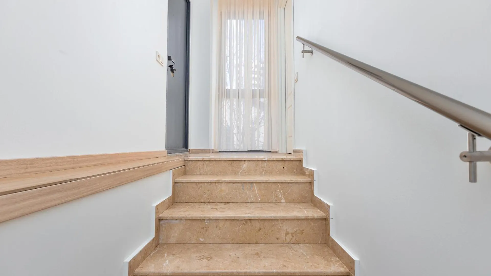 Fresh Air & Panoramic View Apartment Tbilisi