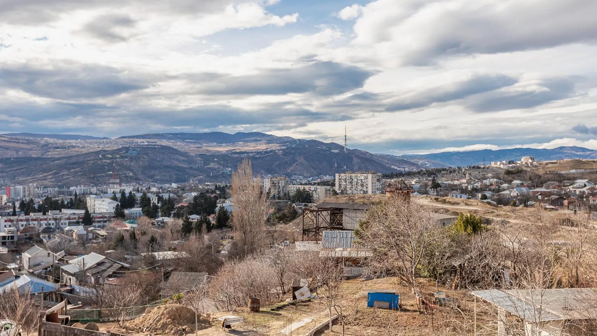 Fresh Air & Panoramic View Apartment Tbilisi
