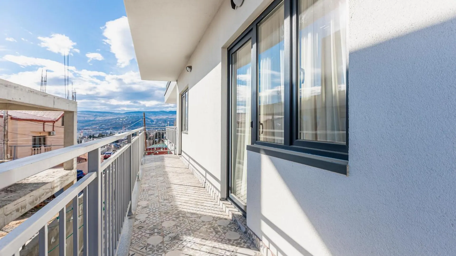 Fresh Air & Panoramic View Apartment Tbilisi